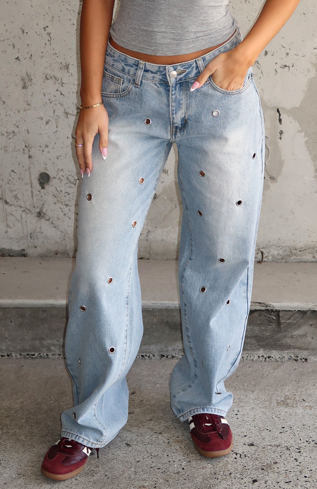 Athina Low Rise Wide Leg Jeans Light Blue Wash